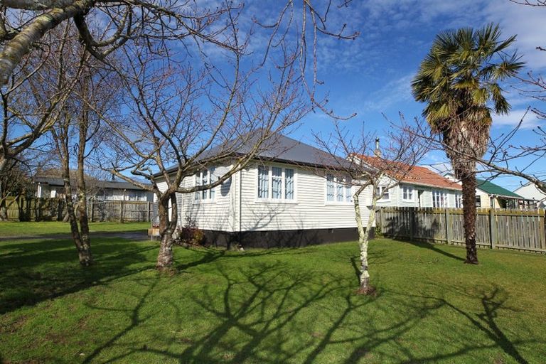 Photo of property in 69 Racecourse Road, Waipukurau, 4200