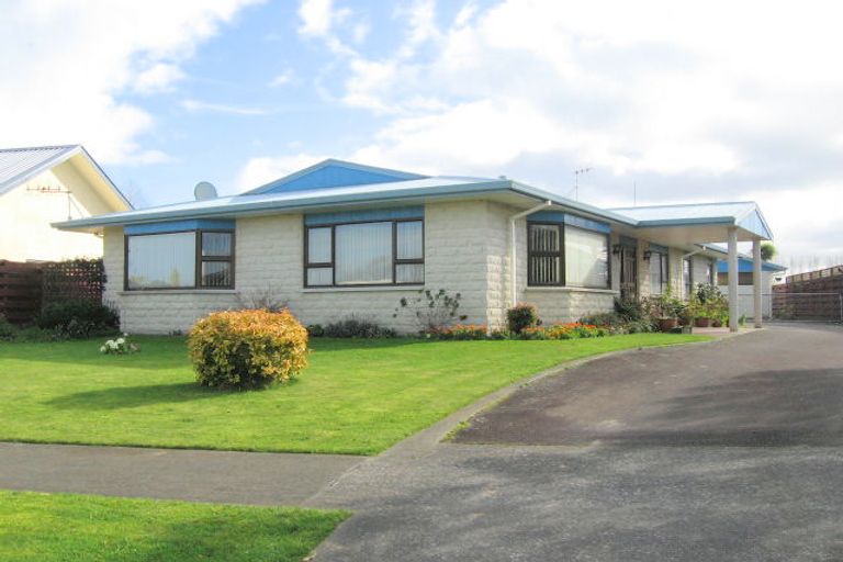 Photo of property in 30 Fiona Crescent, Feilding, 4702