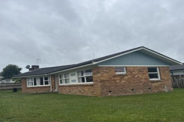 Photo of property in 74 Bremworth Avenue, Dinsdale, Hamilton, 3204
