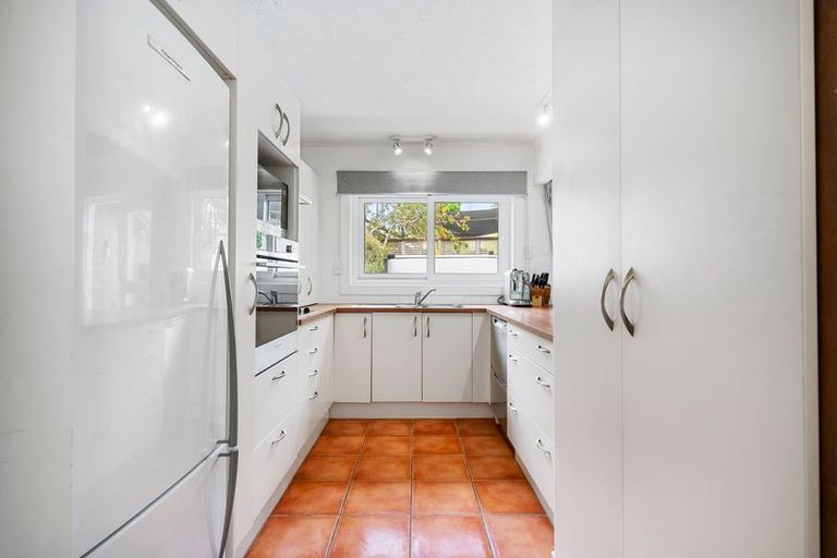 Photo of property in 103 Stapleford Crescent, Browns Bay, Auckland, 0630
