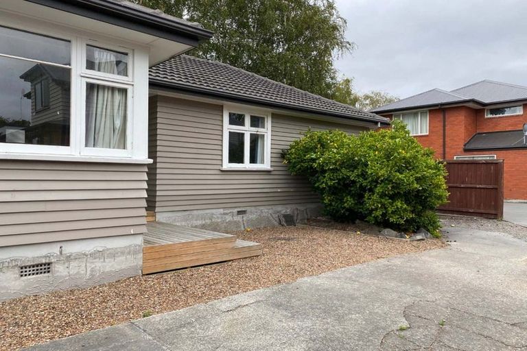 Photo of property in 72 Peer Street, Upper Riccarton, Christchurch, 8041