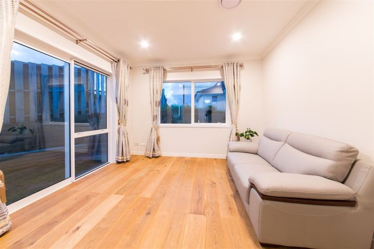 Photo of property in 20 Spyglass Street, Red Beach, 0932