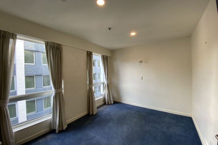 Photo of property in Terrace Heights Apartments, 9b/163 The Terrace, Wellington Central, Wellington, 6011