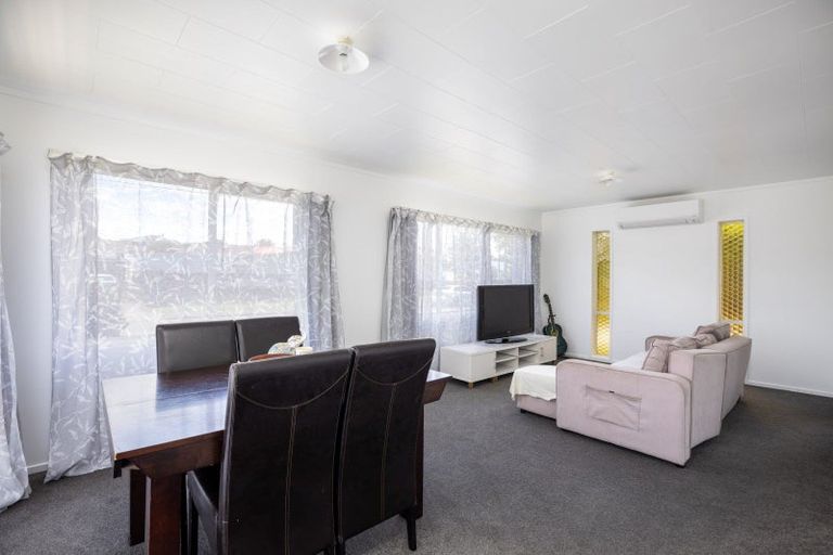 Photo of property in 3a Naumai Place, Spotswood, New Plymouth, 4310