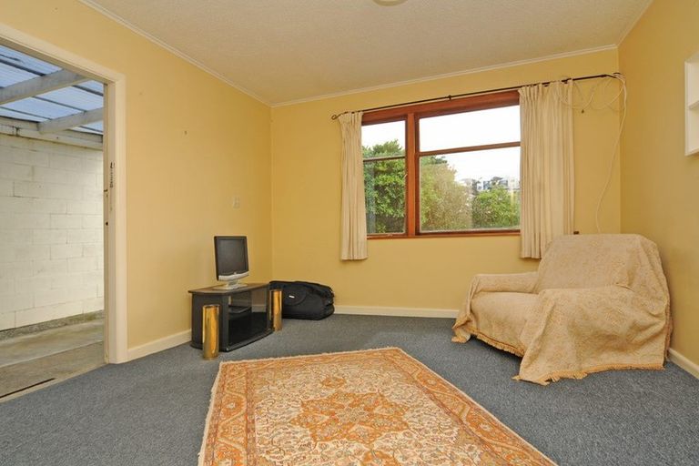 Photo of property in 20 Silverbirch Grove, Churton Park, Wellington, 6037