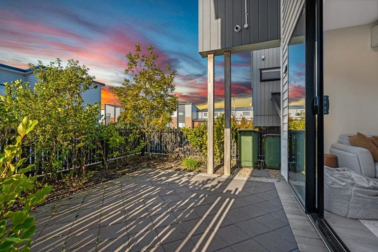 Photo of property in 43 Westgate Drive, Westgate, Auckland, 0614