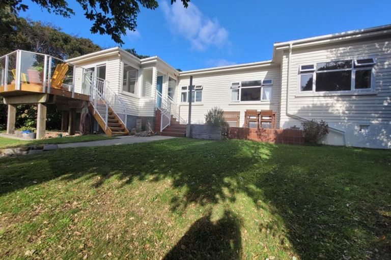 Photo of property in 70 Rawhiti Road, Pukerua Bay, 5026
