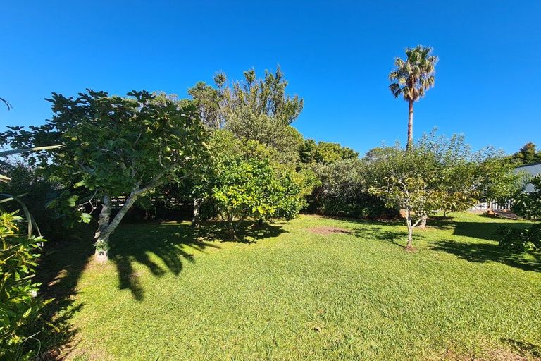 Photo of property in 1699 Rings Road, Coromandel, 3506