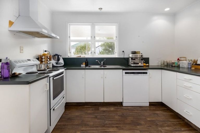 Photo of property in 9 Redwood Street, Seddon, 7210