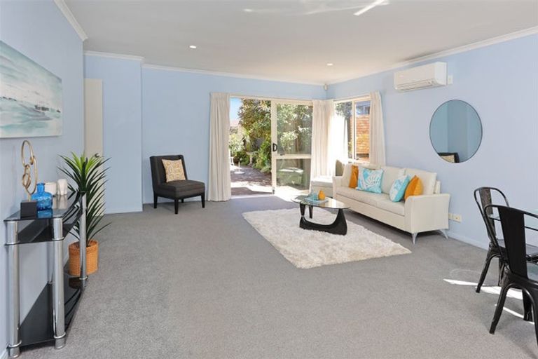 Photo of property in 22 Espalier Drive, Henderson, Auckland, 0612