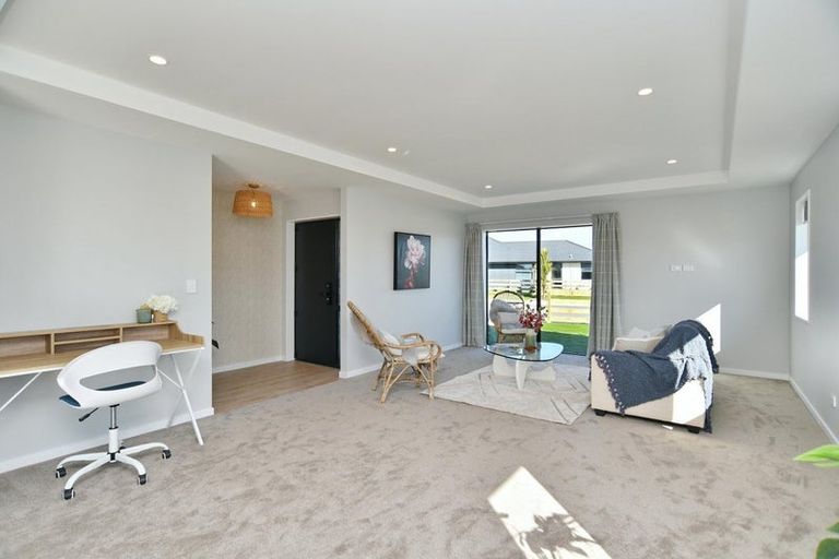 Photo of property in 1 Grimwood Street, Woodend, 7610