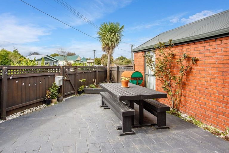 Photo of property in 12 Macaulay Street, Addington, Christchurch, 8024