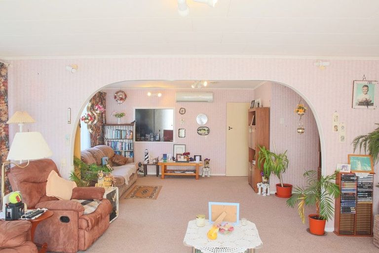 Photo of property in 17 Spencer Street, Bluff, 9814
