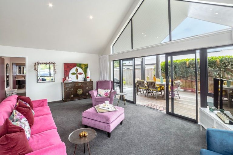 Photo of property in 7 Farley Avenue, Greytown, 5712