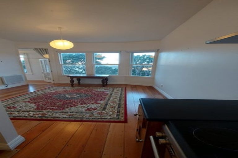 Photo of property in 61 Central Terrace, Kelburn, Wellington, 6012