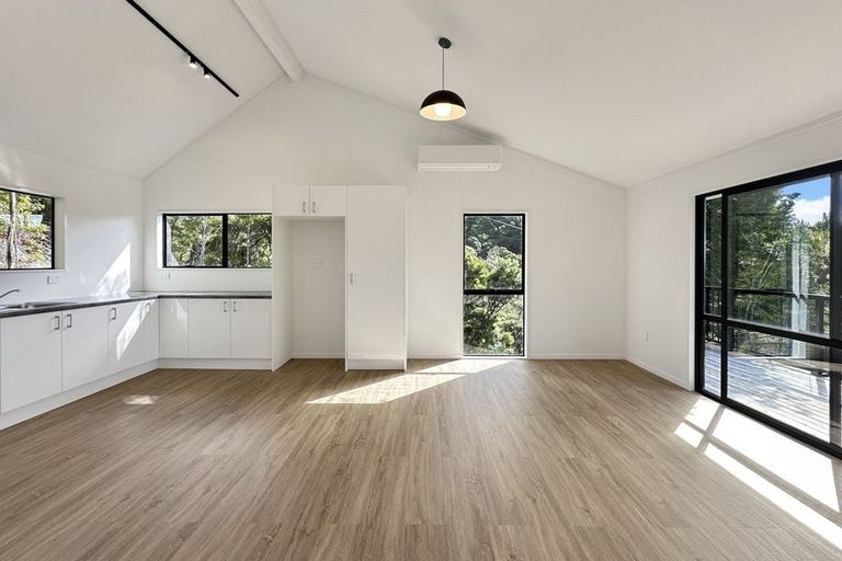 Photo of property in 35 Joyces Road, Paihia, 0200