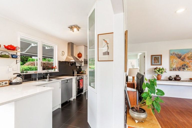 Photo of property in 55 Graham Avenue, Te Atatu Peninsula, Auckland, 0610