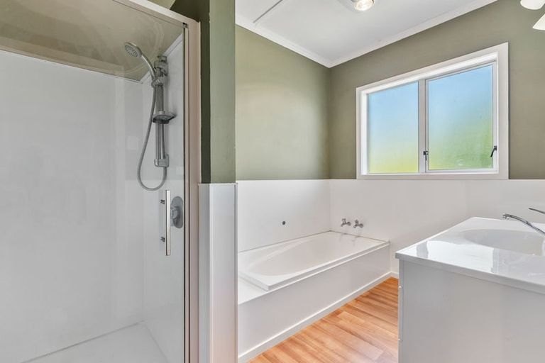 Photo of property in 5 Springfield Road, Milton, 9220