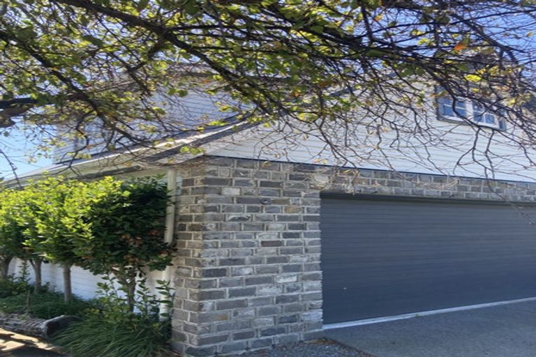 Photo of property in 81 Main Road, Redcliffs, Christchurch, 8081