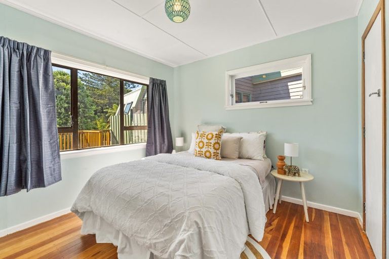Photo of property in 75 Rawhiti Road, Pukerua Bay, 5026