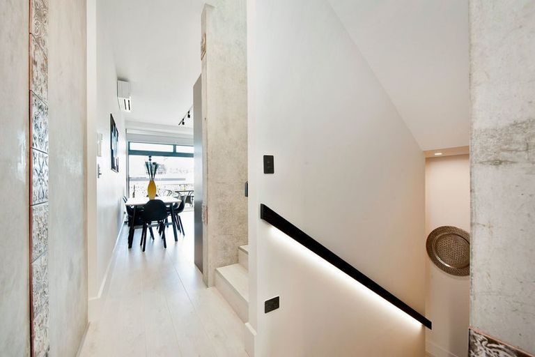 Photo of property in 51 Collingwood Street, Nelson, 7010