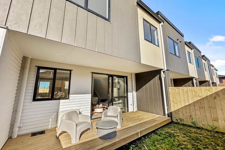 Photo of property in 37 Claude Road, Hillpark, Auckland, 2102