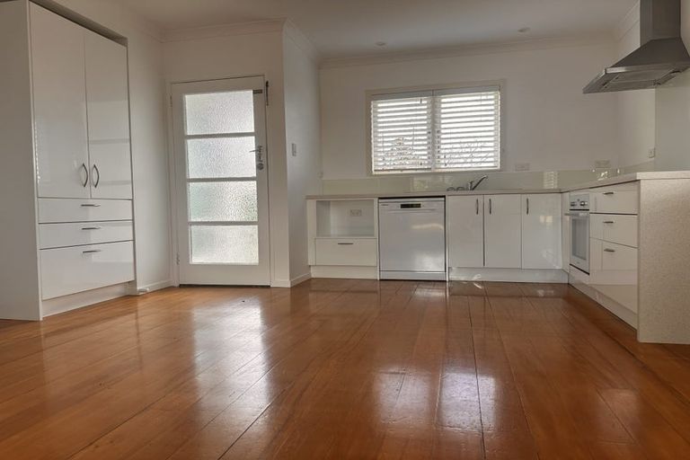 Photo of property in 1/14 Drake Street, Howick, Auckland, 2014