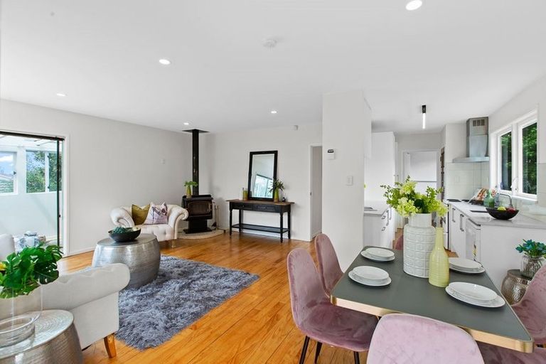 Photo of property in 1/57 Hatherlow Street, Glenfield, Auckland, 0629