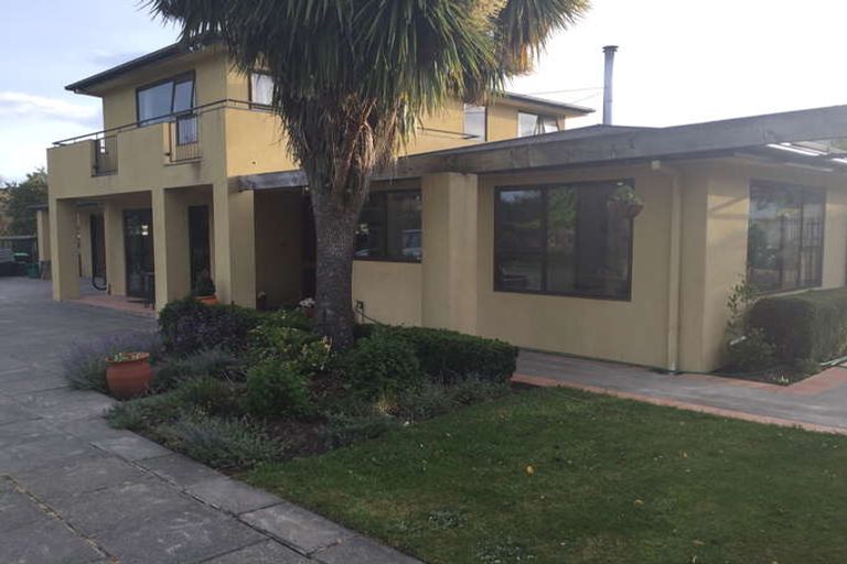 Photo of property in 132b Mcfaddens Road, St Albans, Christchurch, 8052