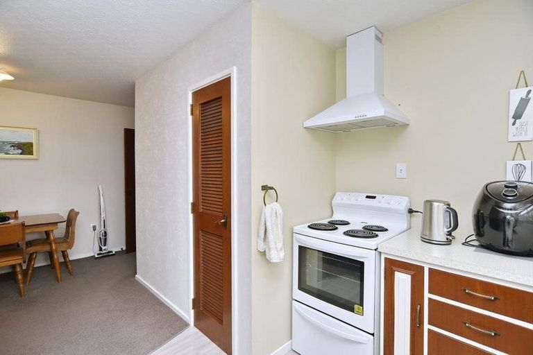 Photo of property in 2a Kinley Street, Rangiora, 7400