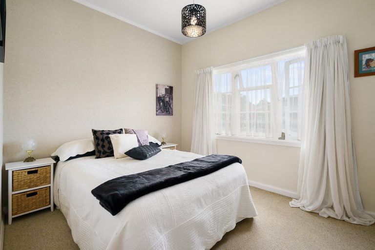 Photo of property in 147 Taylor Street, Cambridge, 3434