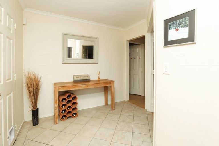 Photo of property in 5 Montrose Crescent, Huntington, Hamilton, 3210