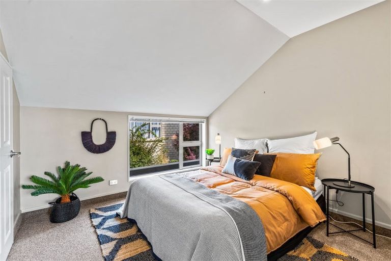 Photo of property in 5 Fieldstone Lane, Spreydon, Christchurch, 8024