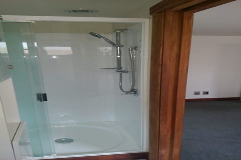 Photo of property in 51 Eden Street, Island Bay, Wellington, 6023