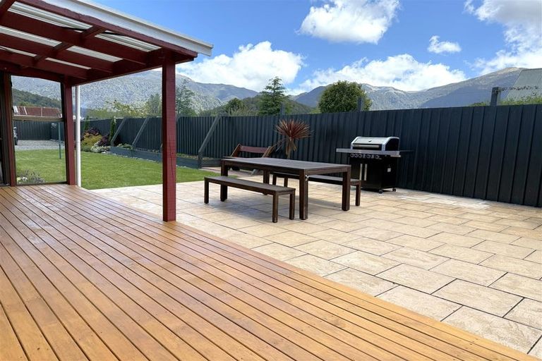 Photo of property in 38 Brodie Street, Blackball, 7804