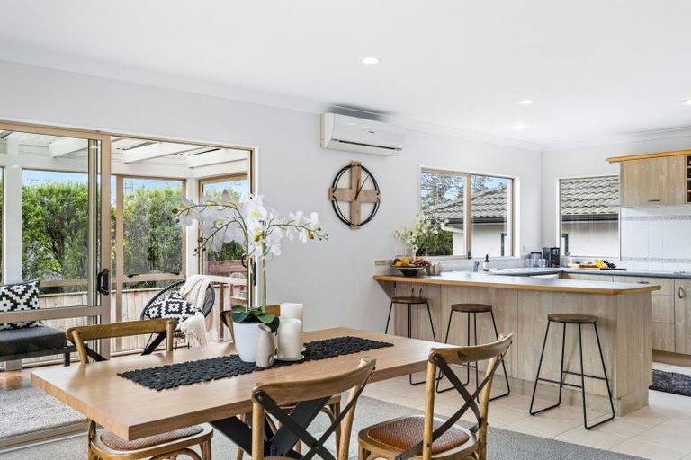 Photo of property in 5 Pyrite Street, Westgate, Auckland, 0614