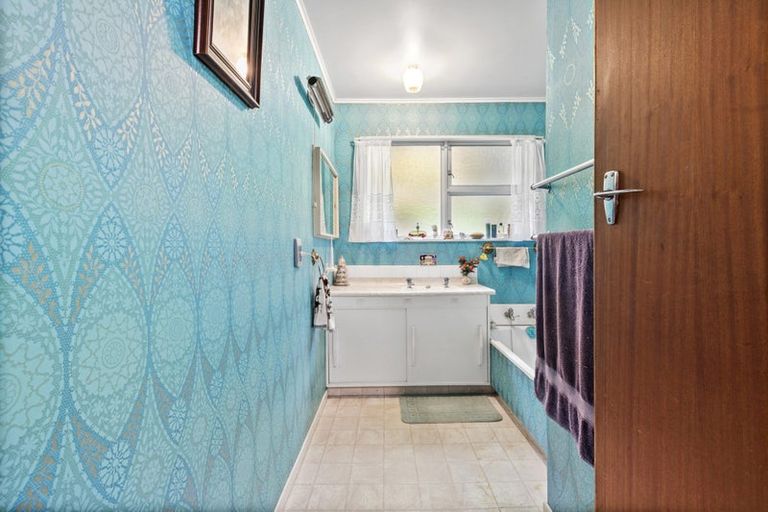 Photo of property in 12 Cortina Avenue, Johnsonville, Wellington, 6037