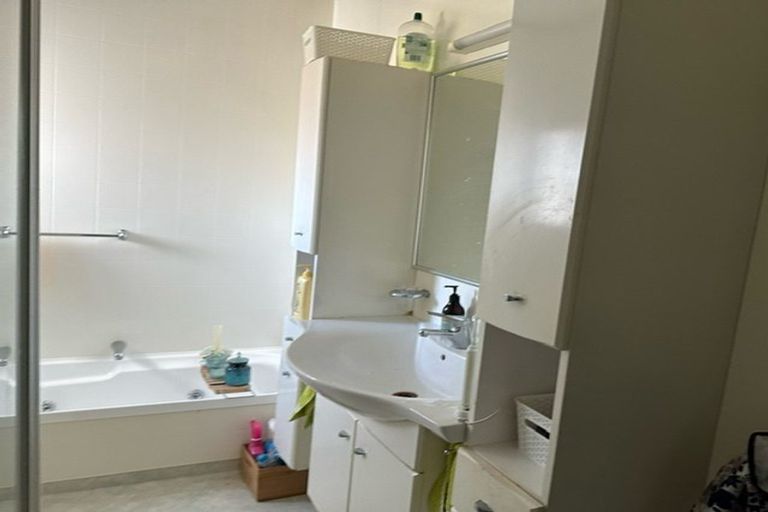 Photo of property in 420 Cuba Street, Alicetown, Lower Hutt, 5010