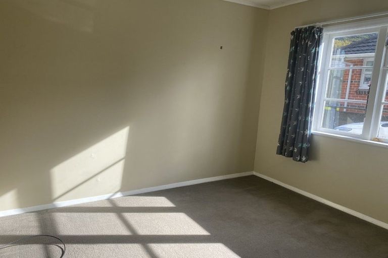 Photo of property in 77 Fraser Street, Wainuiomata, Lower Hutt, 5014