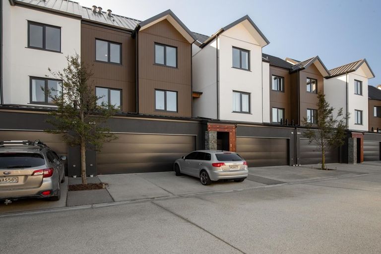 Photo of property in 21/16u George Bullen Lane, Arthurs Point, Queenstown, 9371