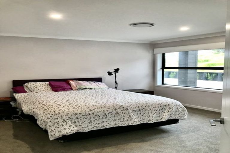 Photo of property in 90 Stoneridge Terrace, Whitford, Manurewa, 2576