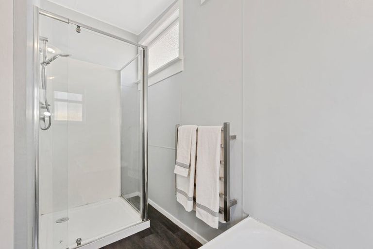 Photo of property in 12 Randolph Street, Woolston, Christchurch, 8062