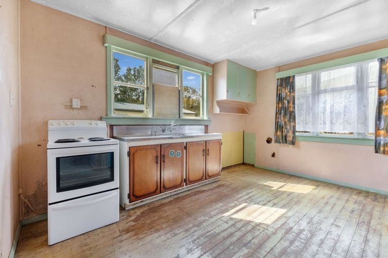 Photo of property in 33 Ngatai Street, Manaia, 4612