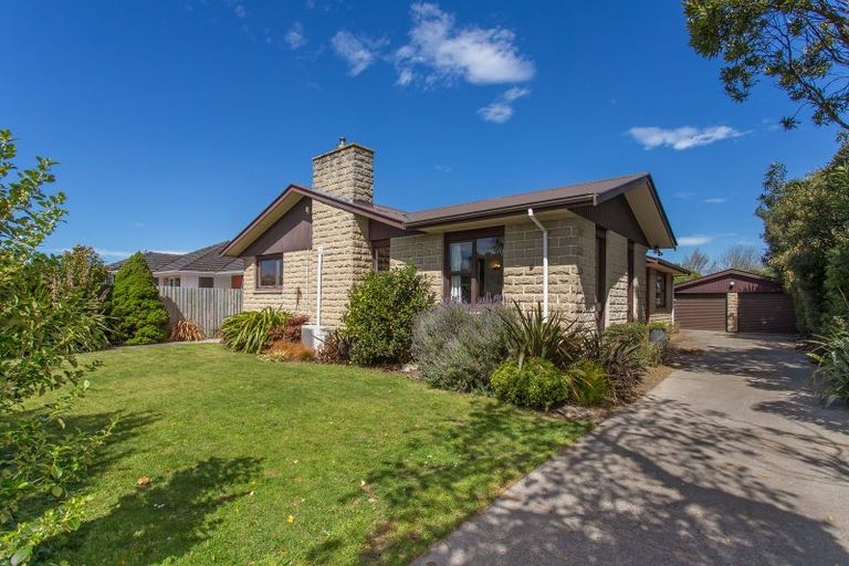 Photo of property in 19 Carruthers Street, Ilam, Christchurch, 8041