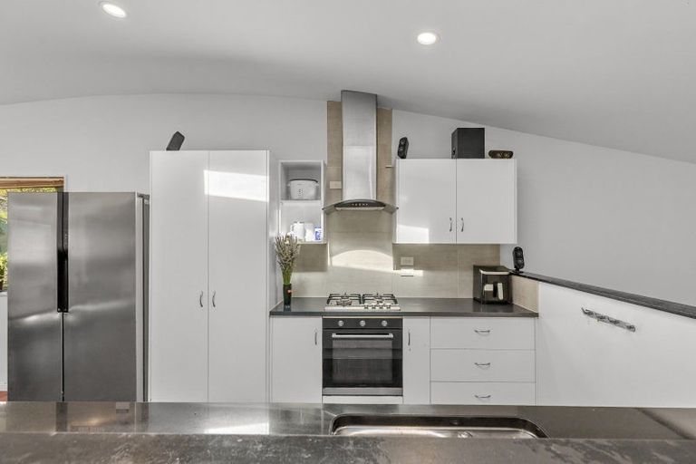 Photo of property in 14b Mckerrow Place, Sunshine Bay, Queenstown, 9300
