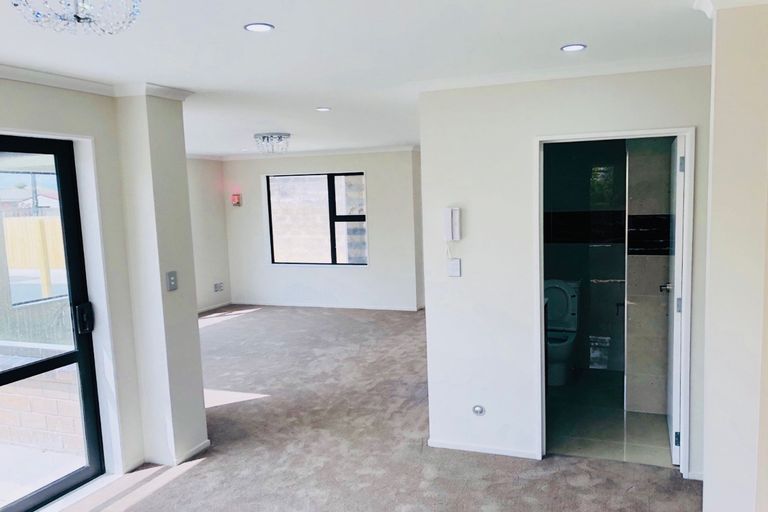 Photo of property in 67b Kimpton Road, Papatoetoe, Auckland, 2025
