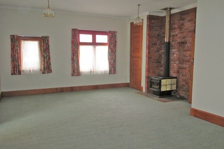 Photo of property in 23 Langston Avenue, Palmerston North, 4414