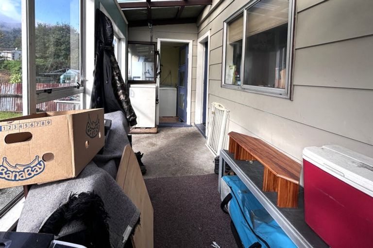 Photo of property in 83 Bright Street, Cobden, Greymouth, 7802