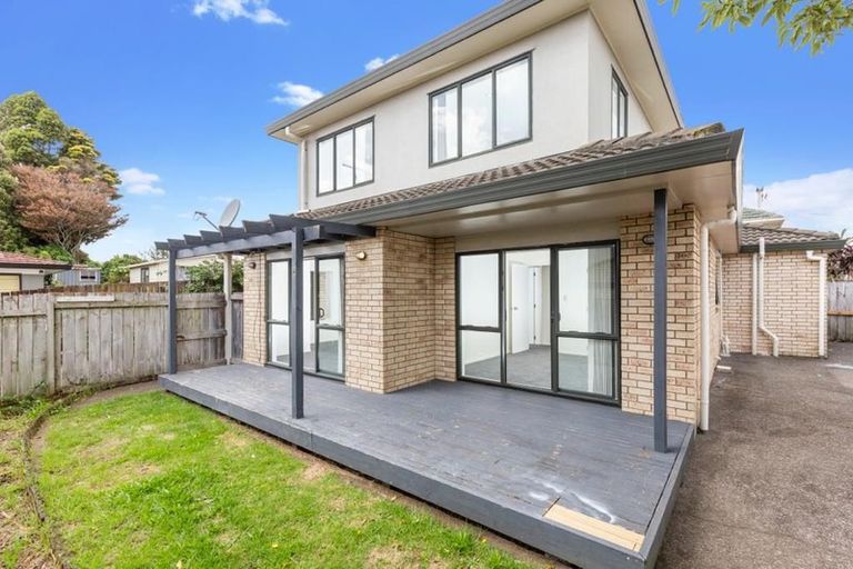 Photo of property in 1/12 Fairview Road, Papatoetoe, Auckland, 2025