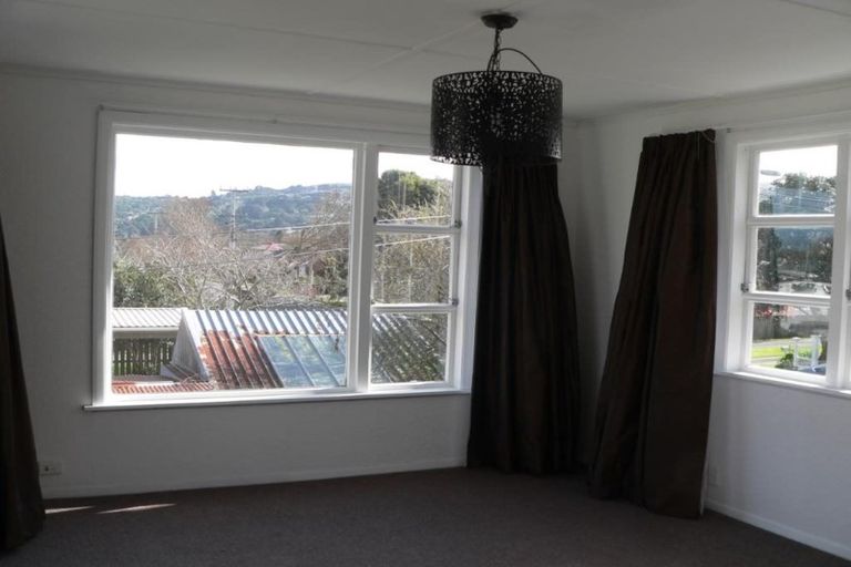 Photo of property in 140 Epuni Street, Epuni, Lower Hutt, 5011
